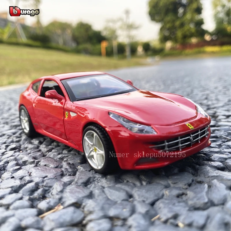 Акриловая коробка для показа серии Bburago 1:32 Ferrari FF, имитирующая модель раллийного автомобиля, модель автомобиля из сплава, коллекционная игрушка для подарков